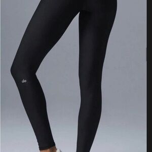 ALO Yoga Classic Black Leggings size M